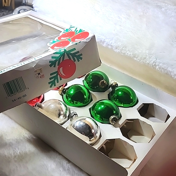 Vintage Christmas Ornaments - Picture 4 of 8